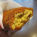 FEBO - ・「Speciaaltje ミンチコロッケ(€1.60)」の断面。