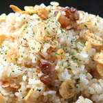 HINATA - リピーター続出の特製ガーリックライス