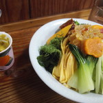 なにや - 別の日の冷やし中華・高級マンゴー入り♪