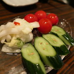 鳥みつ - 自家製浅漬三種盛り480円