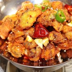 Special chicken stir-fried in iron pot