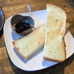 ジャム cafe 可鈴 - 今日はパンでいただきました。