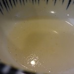 あつた蓬莱軒 - 出汁の色