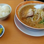 辰家 - ラーメン 並＜豚骨醤油＞