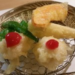 鱧・加賀南瓜・万願寺獅子唐・緑竹の天ぷら。
