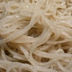 ひろ作 - 更科そばに、黒い星？が。