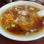 Shinraiken - Aセット (ラーメンと餃子５個)のラーメン(完璧な東京醤油ラーメン)