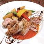 キッチン＆ワイン アガリス神楽坂 - メインディッシュランチの鶏もも肉のソテー