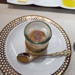 ビストロ ダイア - 奥尻島産ウニのロワイヤル