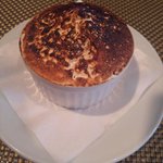 カッフェ アロマティカ - ズッパイングレーゼ風たっぷりイチゴのココット仕立て