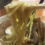 俺のラーメン あっぱれ屋 - 中太ストレート麺