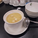 是的菜館 - ちょっとピンボケですが、コーンスープ