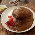 【2017/8】ハンバーグステーキカレー(ルー投入)