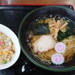 せんかえん食堂 - 中華そばと半チャーハン