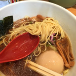 麺屋 燕 - ラーメン しょうゆ+味玉