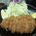 とんかつ檍 - 特上ロースかつ。200g以上あります。