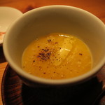 鈴しろ - 白玉入りレンズ豆ぜんざい　胡椒、バター乗せ