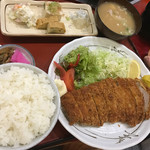 そば処 つる岡 - トンカツ定食