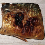 めしの助 - 焼き塩さばのアップ
