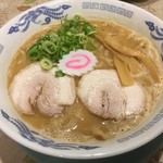 布施 細見商店 - 鶏豚骨らーめん（大盛）（￥800）