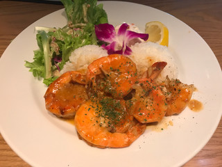 Kaka'ako Dining & Cafe  - 