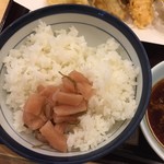 Tendon Tenya - 1杯目は漬物トッピング