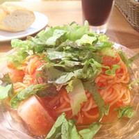 リザラン 新橋店 - 桃と大葉の冷製フルーツパスタ