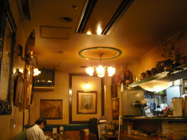 クロバー 千里中央 喫茶店 食べログ