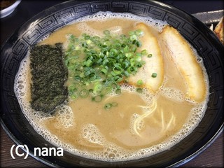 久留米ラーメン　玄竜 - 魚介豚骨ラーメン　650円