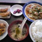 台湾料理 四海鮮樓 - 日替りランチ