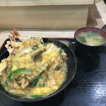 富士 - 天玉丼（てんぎょくどん）ご飯少なめ