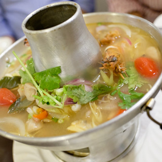 ポム タイ料理_1