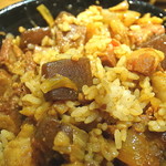 新橋　岡むら屋 - ゴチャ混ぜでジャンク度MAX