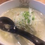 ラーメン海鳴 - ラーメンジェノバ 740円