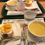 モスバーガー 伊予三島店 - コーンスープと豆乳スイーツマンゴー