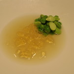 イチリン ハナレ - 三種類のお豆と柚子：グリンピース 茶豆 空豆 金華ハムの上湯ジュレ2