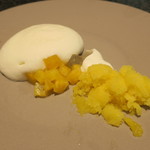 イチリン ハナレ - 杏仁豆腐のエスプーマ パイナップルのシャーベット2