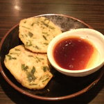 七輪焼肉 安安 - 海鮮ニラチヂミ