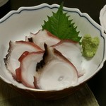 酒・肴 おまた - タコの刺し身