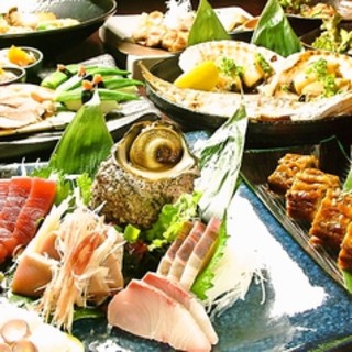 お刺身5点盛り 金華サバ焼き 全7品 夏の味覚 御宴会コース5500円 1分飲み放題付き 居酒屋 金市朗 国分町店 きんいちろう 勾当台公園 居酒屋 食べログ
