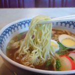 ドライブイン美濃路 - 縮れ細麺（中華そばに合います）