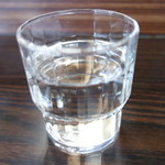 そばの店 ひらま - お水です