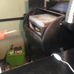 ピッザピッザピッザ - 日本ハムの既製品を無理矢理焼いて頂きました　爆