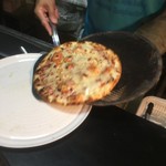 ピッザピッザピッザ - 日本ハムの既製品を無理矢理焼いて頂きました　爆