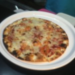 ピッザピッザピッザ - 日本ハムの既製品を無理矢理焼いて頂きました　爆