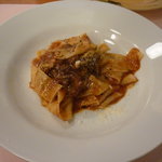アンティカ オステリア バーチョ - 牛スジの赤ワイン煮込み パッパルデッレ