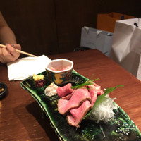 飛騨牛一頭家 馬喰一代 銀座 - 牛刺しの盛合せ(撮り忘れて食べてしまいました。)