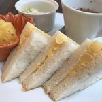 ブラウンカフェ - ポテサラのサンドイッチ