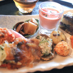 月見里 - 前菜10種盛り合わせ