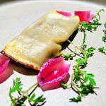 レスト ケイ ヤマウチ - クレープの中はなんとスッポンとポルチーニ茸